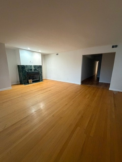 6825 S Crandon Ave Unit 3