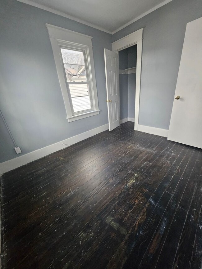 Photo - Upper three bedroom on West Side gas included