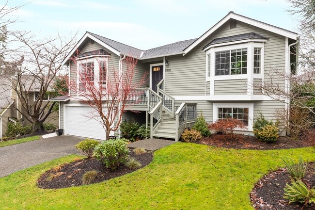Photo - 4Bd/2.5Ba Kirkland Home
