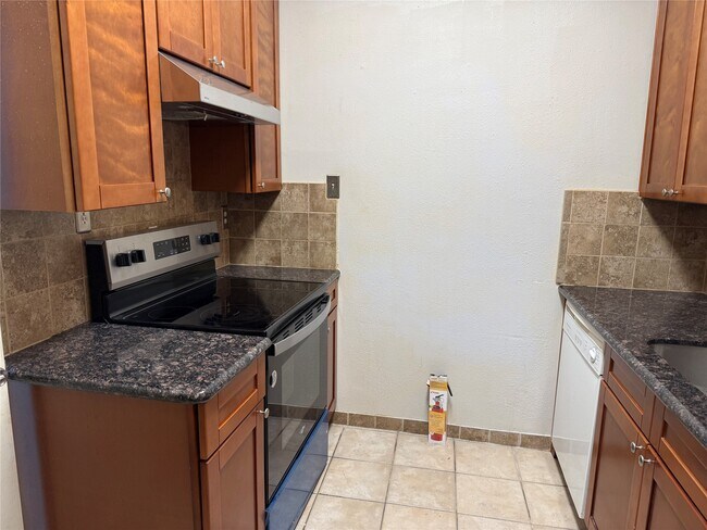 Photo - 9707 Richmond Ave. Unit 39