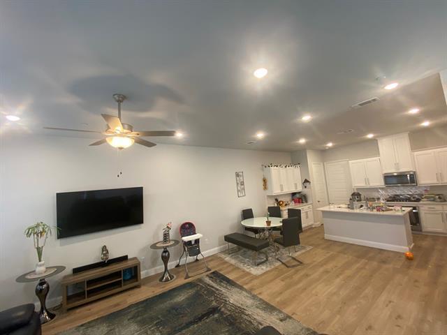 Photo - 4716 Corriente Vista Ln