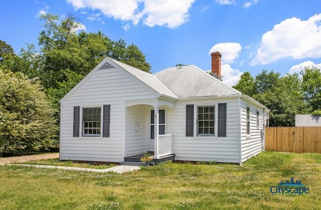 Photo - ADORABLE RENOVATED COTTAGE IN SANDSTON