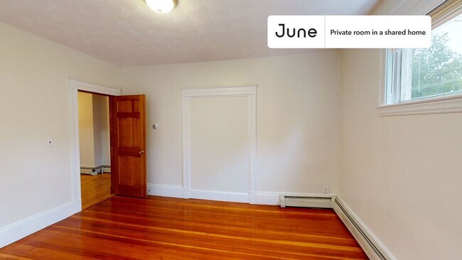 Photo - Room in Shared 5 bed/1 bath home Unit D