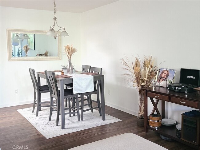 Photo - 1300 Midvale Ave