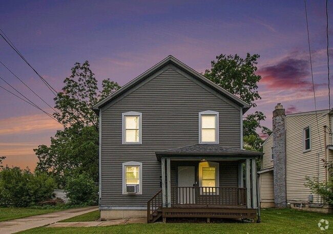 Building Photo - 413 N Pennsylvania Ave Unit 413 Rental