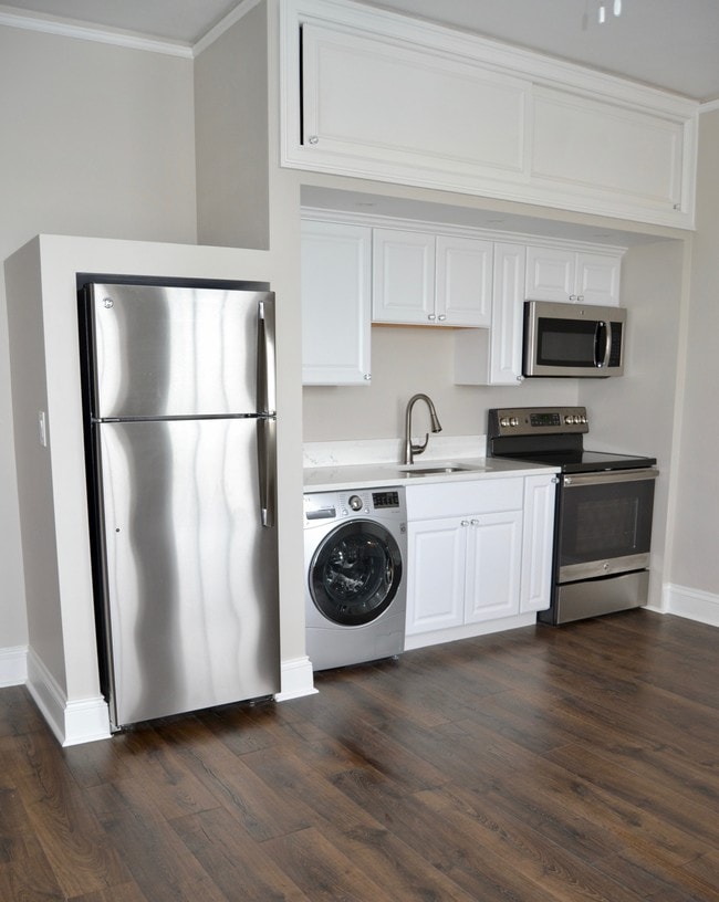 Mirasol Apartments