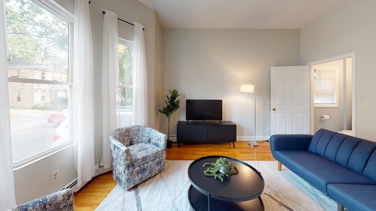 Photo - Private bedroom in 4 bed/2 bath Home