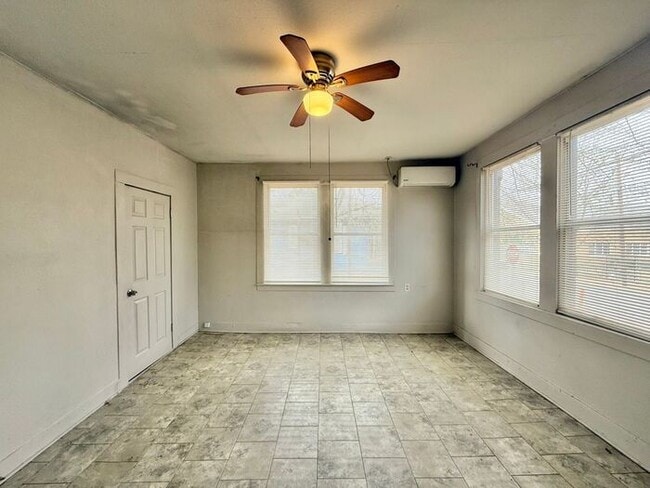 Photo - Charming 2-Bedroom 1-Bathroom Unit!