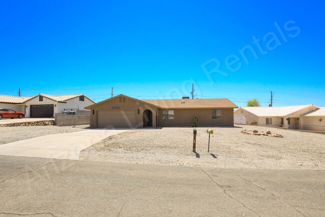 CHARMING NORTHSIDE HOME - CHARMING NORTHSIDE HOME