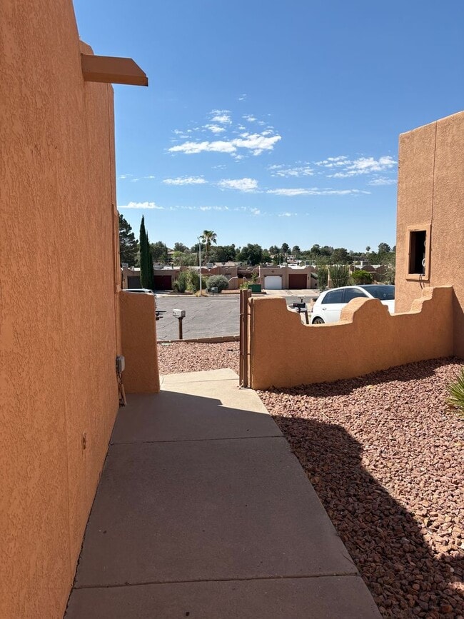 Photo - Charming 2 Bed/ 2 Baths Near Everything !