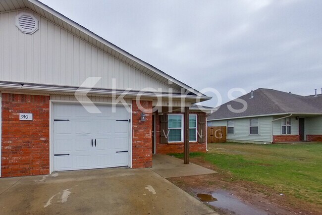 Photo - 3909 Thomas St