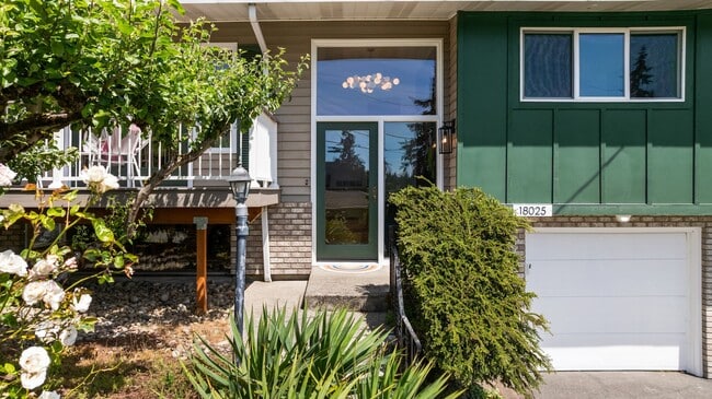 Photo - Spacious Edmonds Retreat with Expansive Entertaining Deck