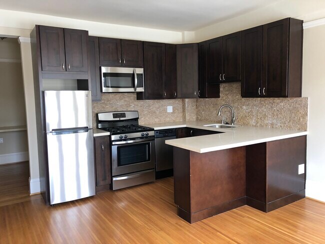 Photo - 1000 Powell St Unit 27