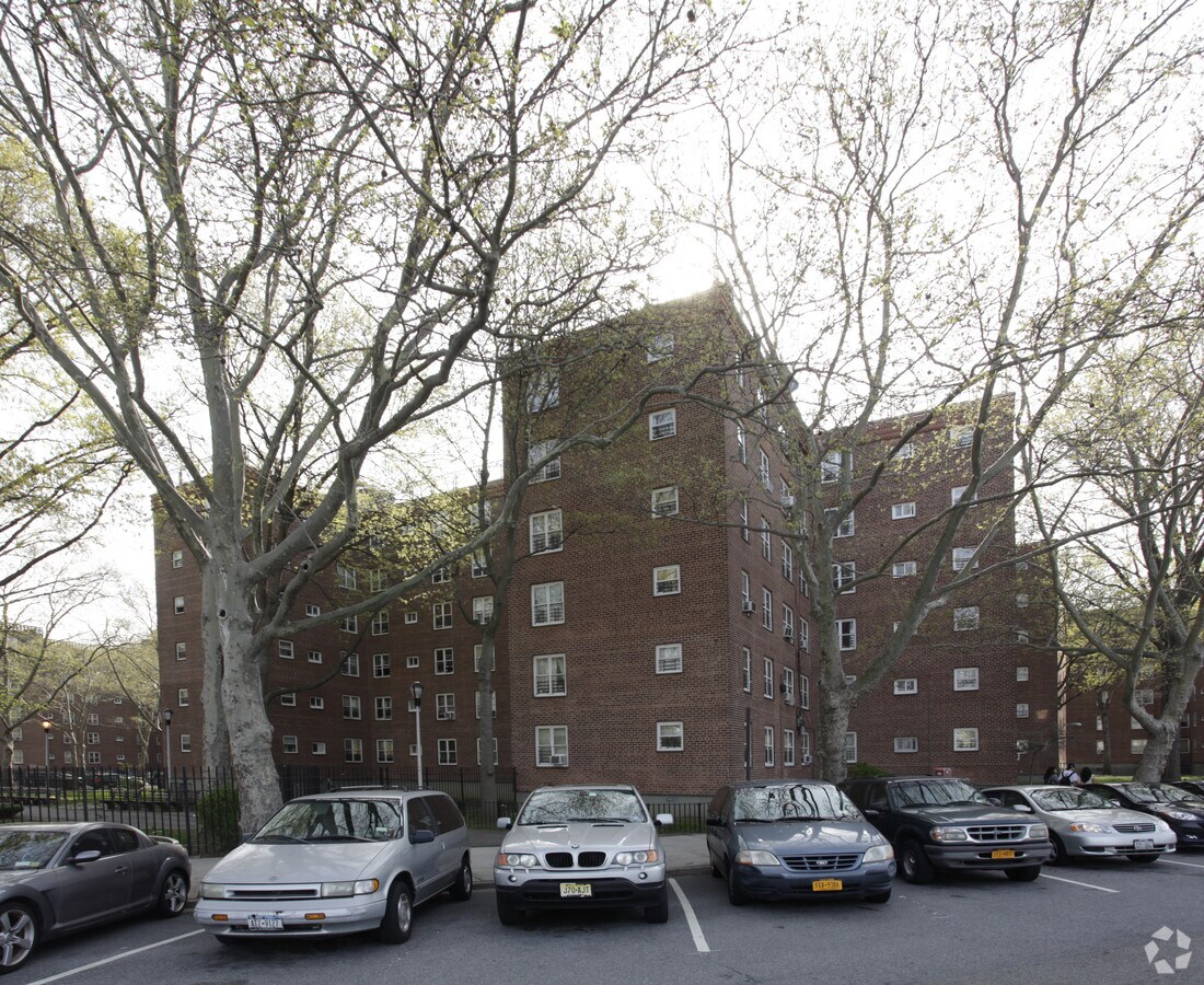 Photo - Woodside Houses