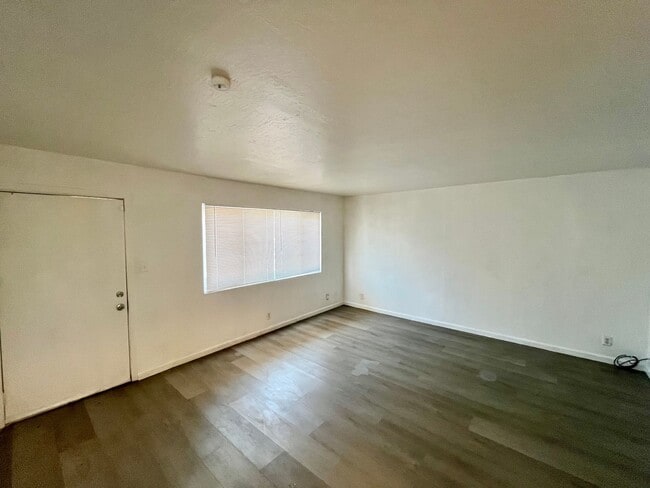 Photo - 151 Catron Dr Unit B