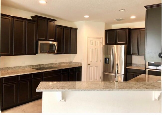 Photo - 14903 Fells Ln