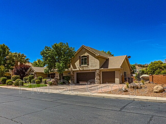 Photo - 2478 E Springs Dr