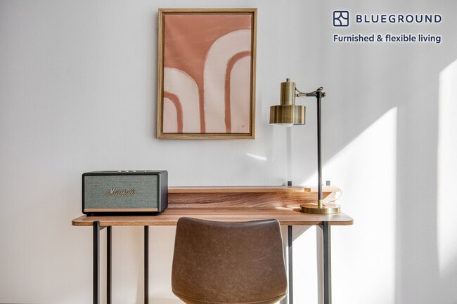 Photo - 120 W 21st St Unidad FL4-ID677