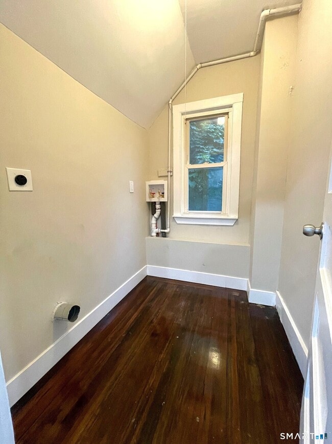 541 Church St Unit 3
