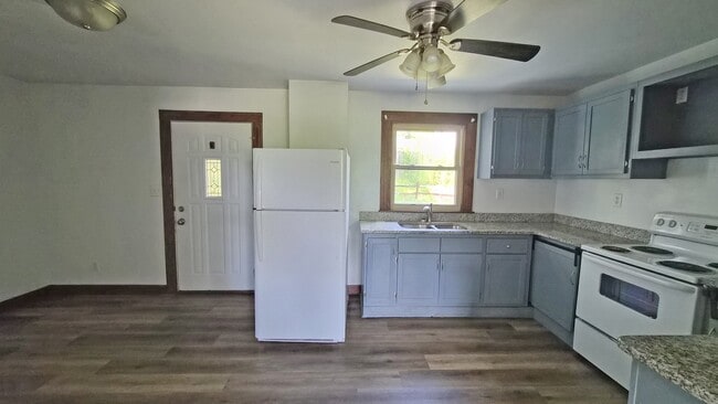 Photo - 1204 Salt Springs Rd Unit 4