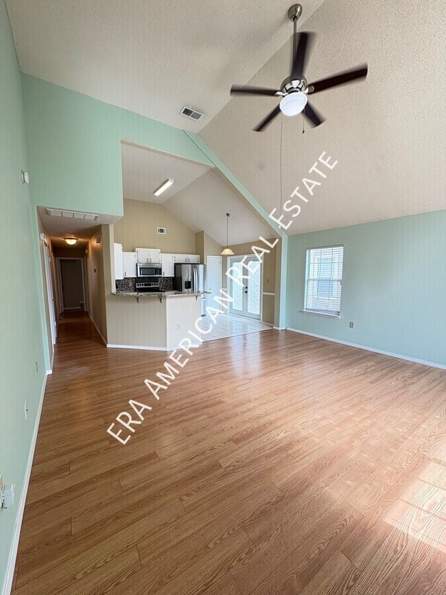 Photo - 3005 Yorktown Cir