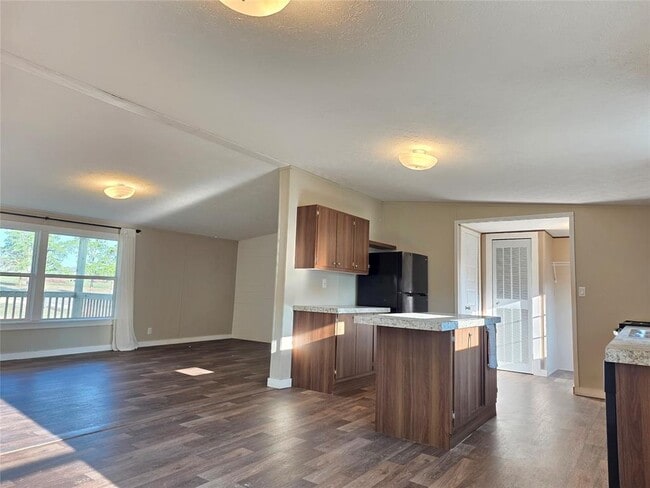 Photo - 1065 E Old Hallettsville Rd