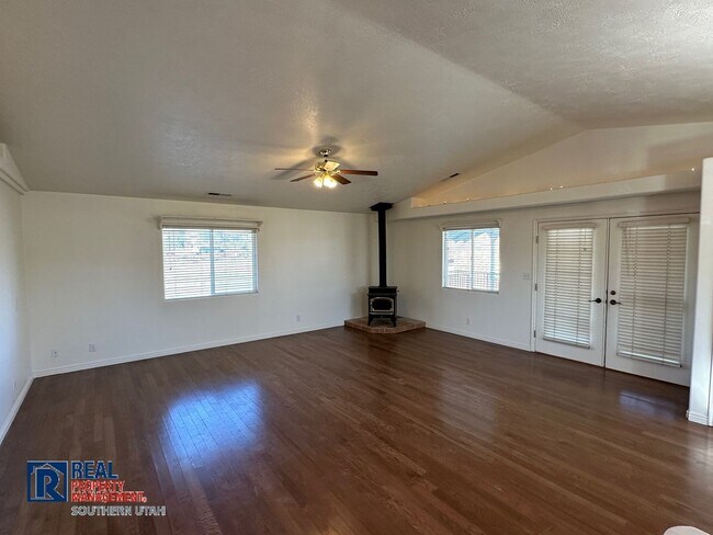 Photo - 3 Bedroom Apartment In Veyo