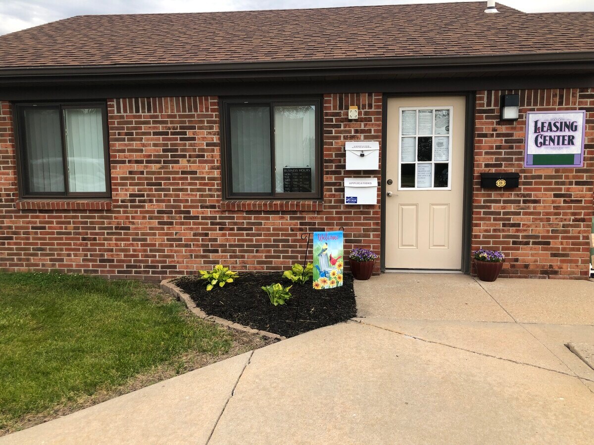 Photo - Country Place-Coal City