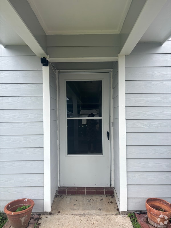 Building Photo - 5213 Berryville Ct Rental