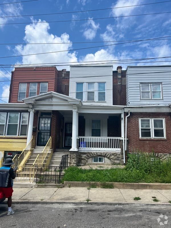 Building Photo - 4802 N 11th St Rental