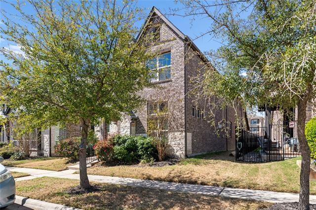 Photo - 7108 Royal View Dr