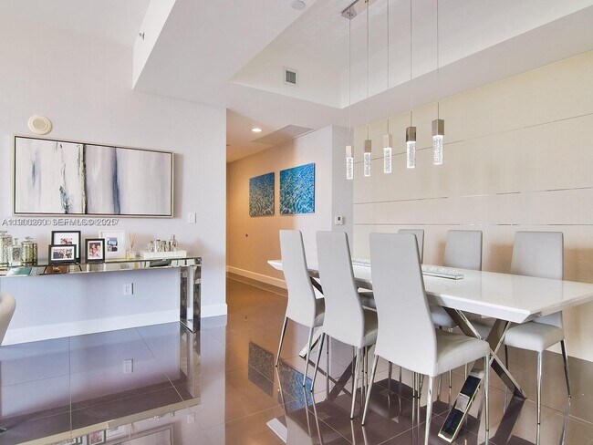 Photo - 15901 Collins Ave Unit 805