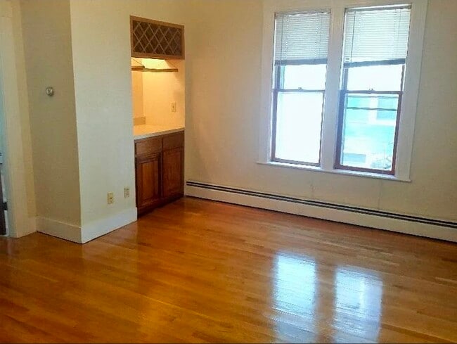Photo - 192 Adams St Unit 1