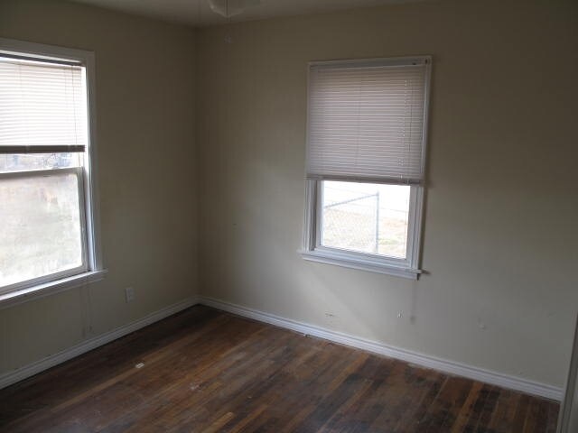 Photo - 1404 Dunaway St Unidad A