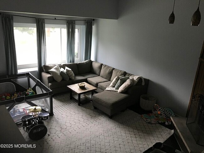 Photo - 185 Clubhouse Dr