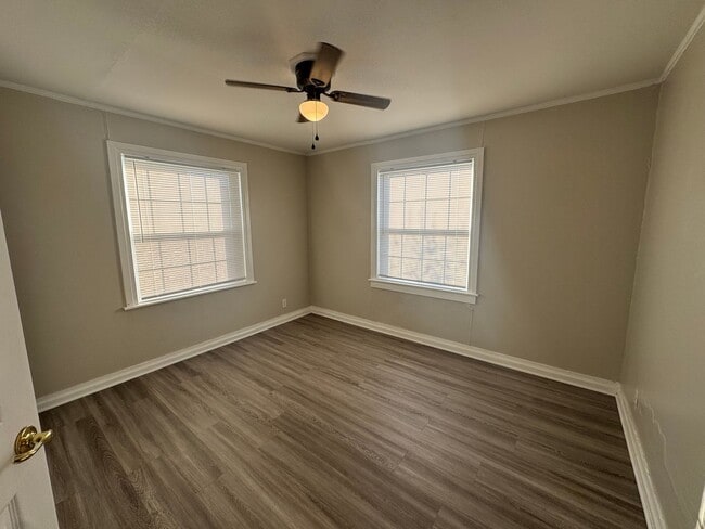 Photo - 2 Bedroom Rental Available on Sunset!