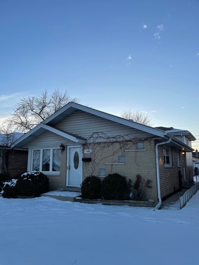 7950 Rutherford Ave Rental House Rental in Burbank, IL