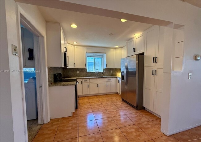 Photo - 7340 Allen Dr