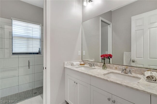 Building Photo - 4854 Frattina St.