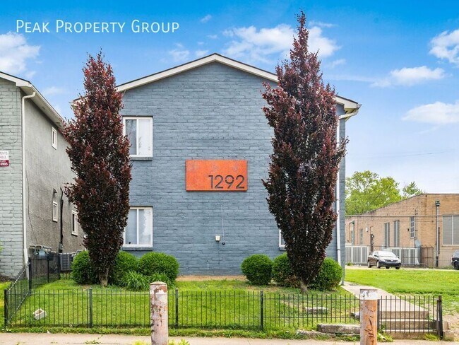 Building Photo - 1292 Courtland Ave Unit B Rental