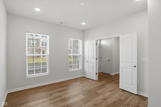 Photo - 14573 Elsmere Ln