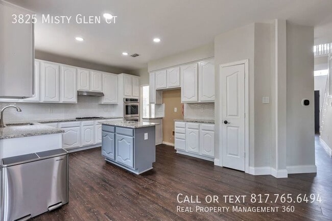 Photo - 3825 Misty Glen Ct