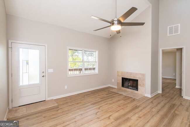 Photo - 2223 Papp Dr