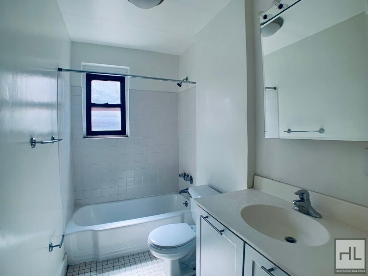 Photo - EAST 36 STREET Unit 6F