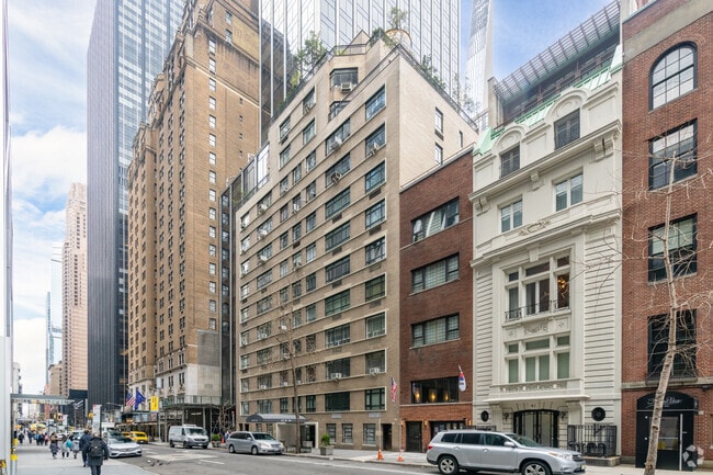 Photo - The Aristocrat