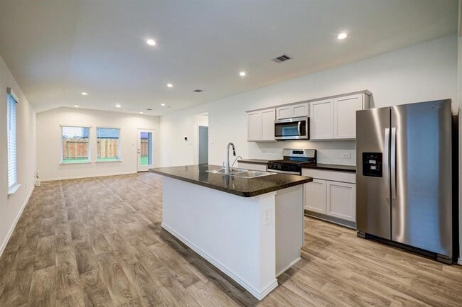 Photo - 5446 Creekstone Rise Ln