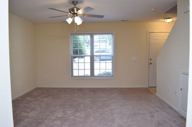 1222 14th St NE