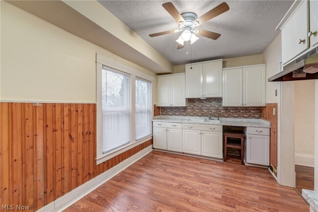 Photo - 37948 Barnes Ct