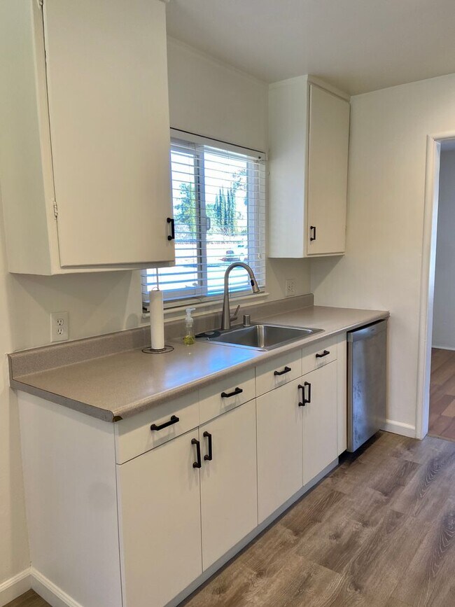 Photo - Charming House on 1/3 acre in El Quito Neighborhood!