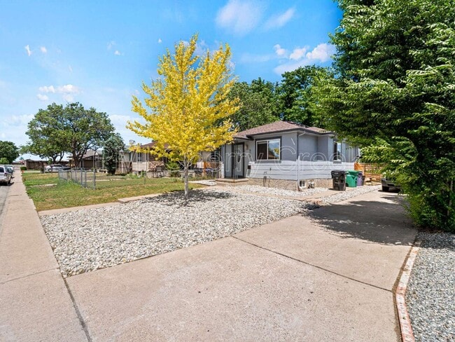 Photo - 550 Winona Ct